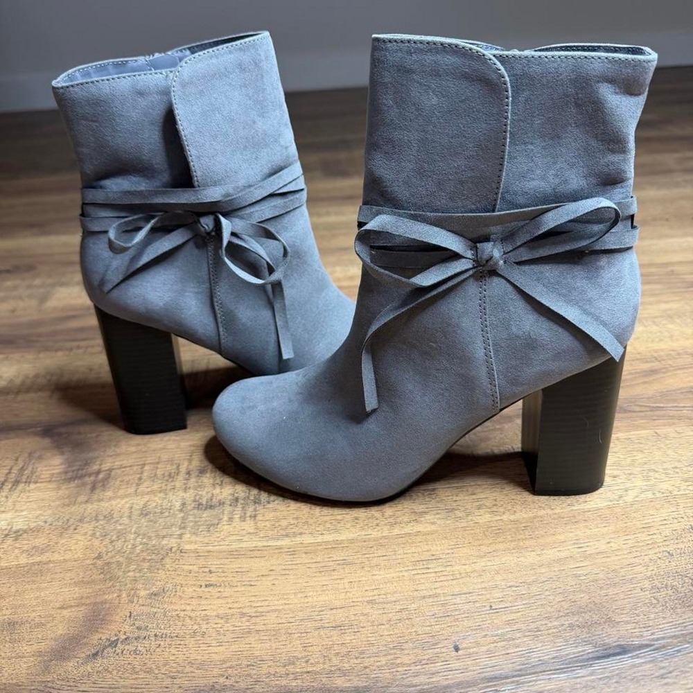 Christian Siriano Gray Bow Ankle Boots Size 10 Chunky Heel Y2K
